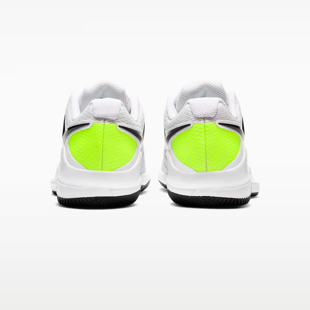 Court JR Vapor X.