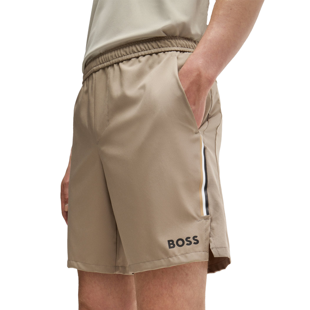Matteo Berrettini water-repellent shorts.