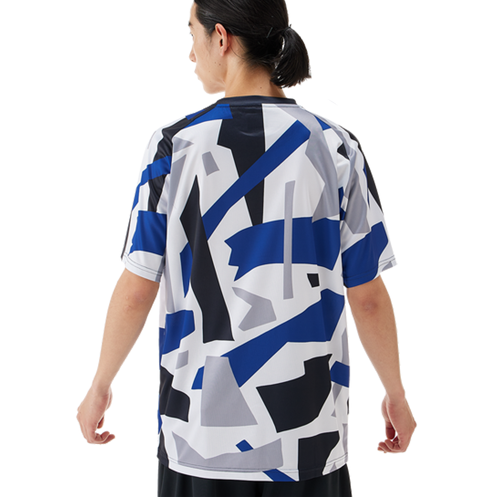 T-Shirt.