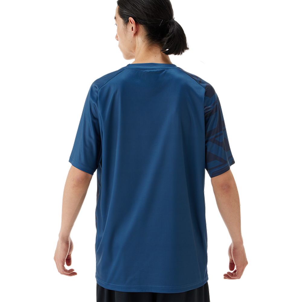 T-Shirt.