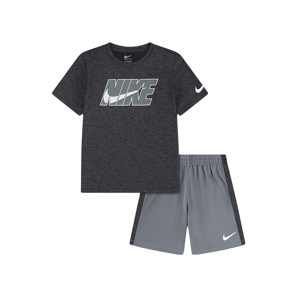 DRI-FIT Dropset T-Shirt and Shorts Set.