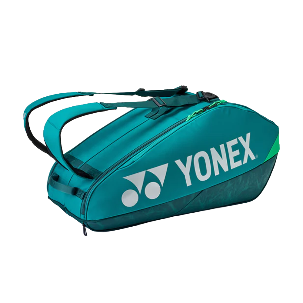 Pro Racquet Bag.