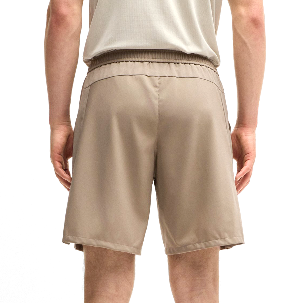 Matteo Berrettini water-repellent shorts.