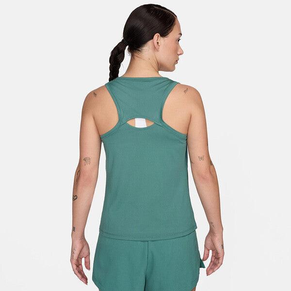 Court Dri-Fit Advantage Tank.