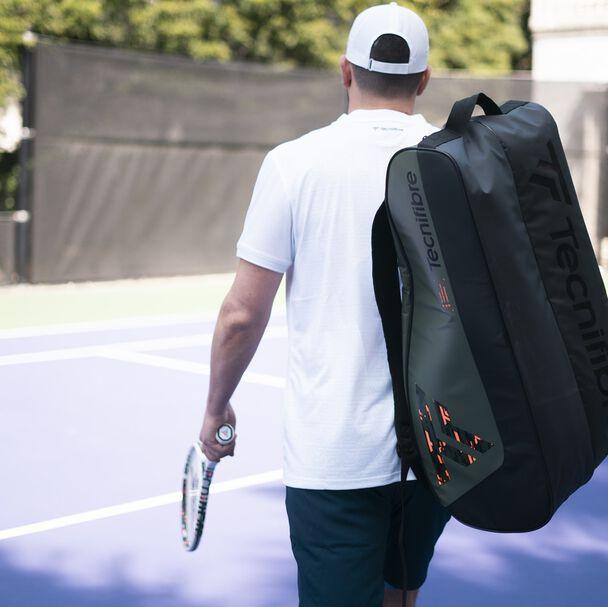 Tour Endurance 12R Bag.