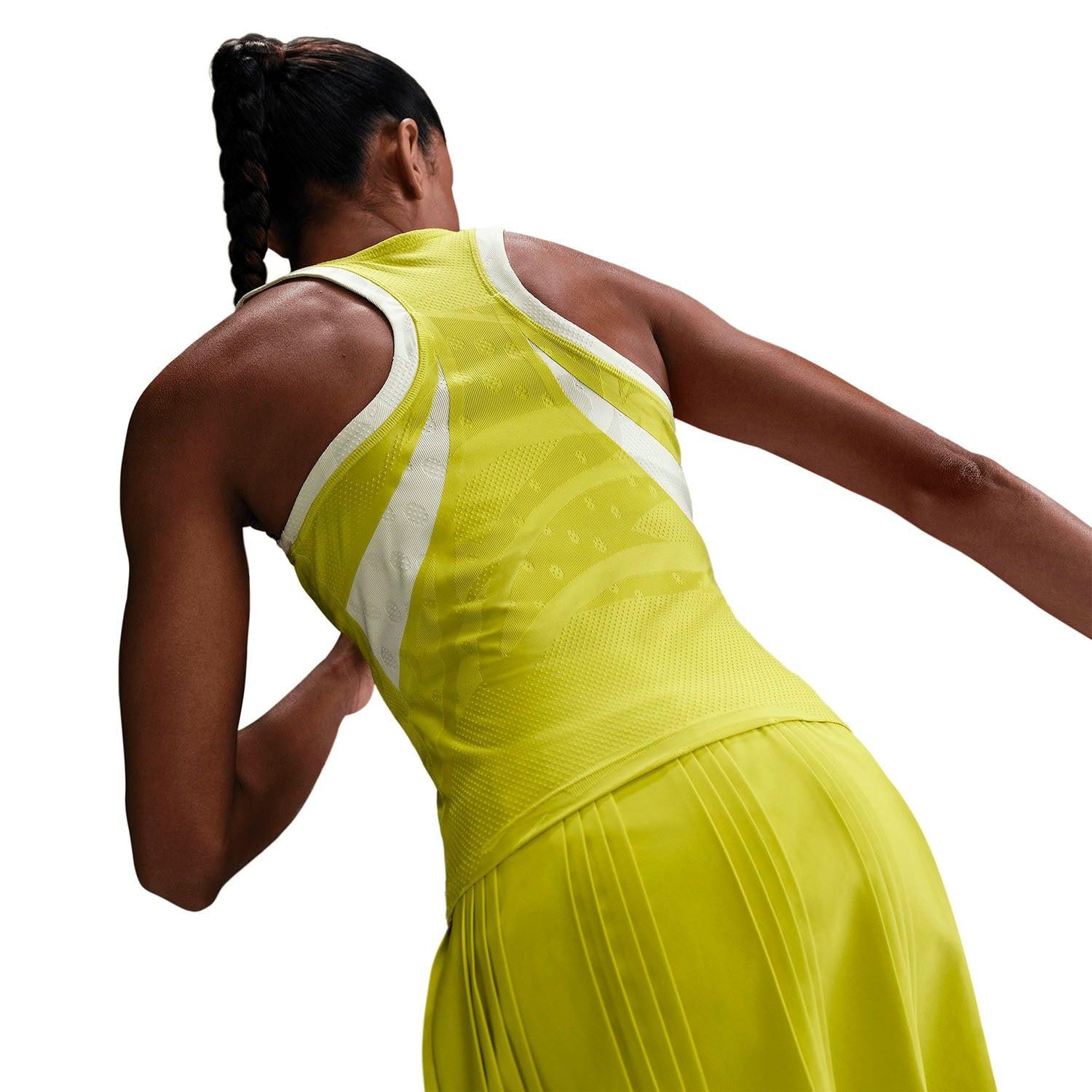 Court Dri-Fit Slam Tank Top.