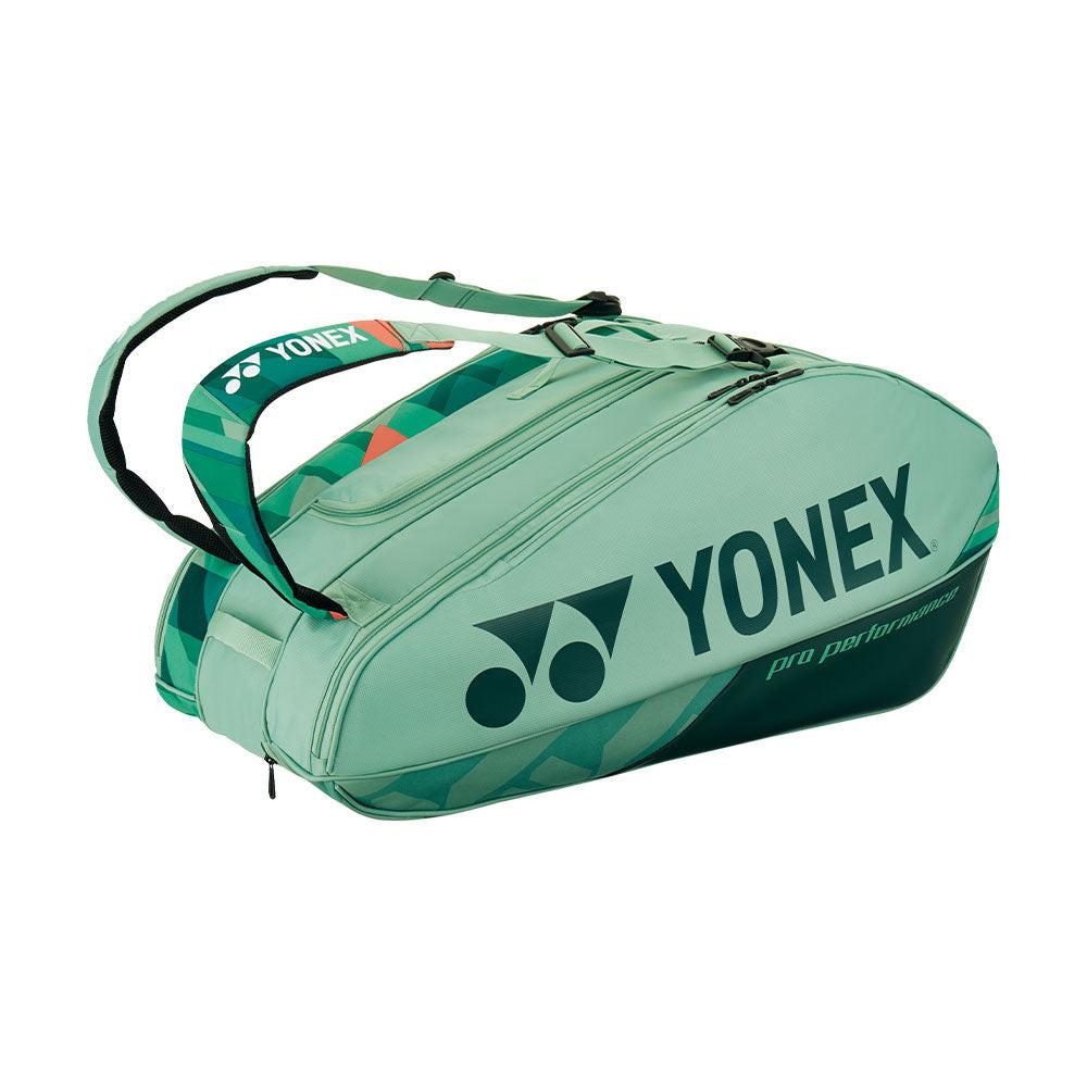 Pro Racquet Bag.