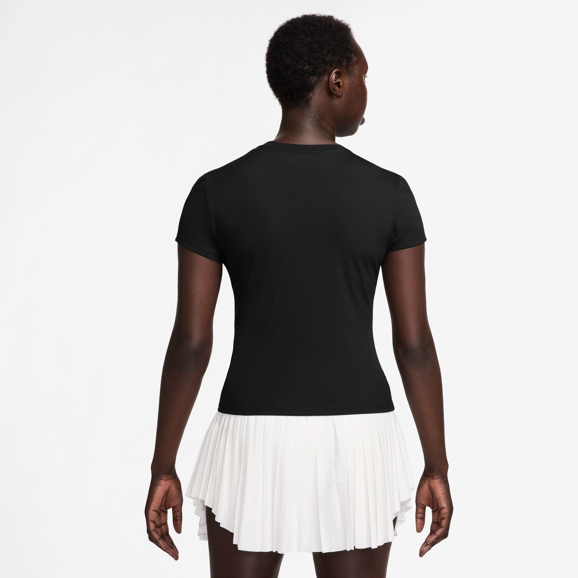 Court Dri-Fit Short Sleeve Advantage Top.