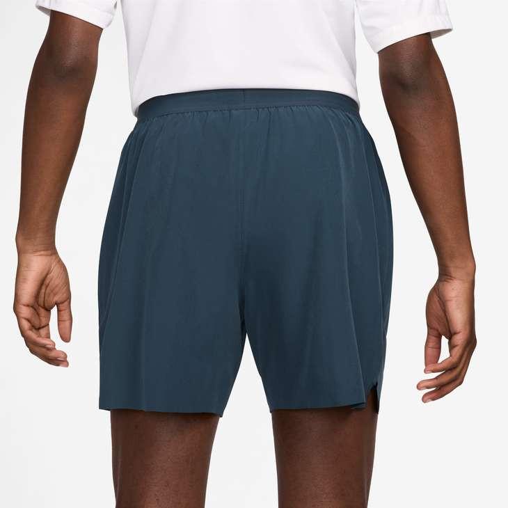 Court Dri-FIT Advantage 6" Shorts.