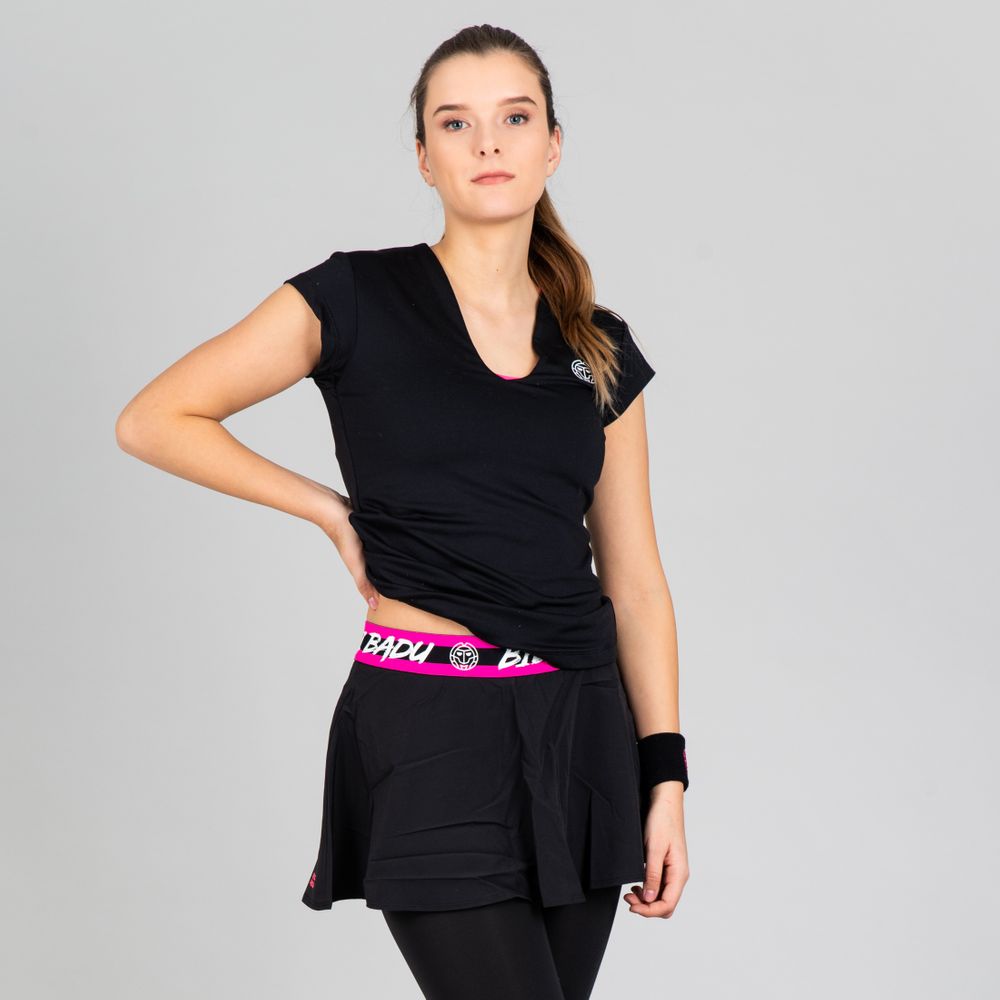 Bella 2.0 Tech V-Neck Tee - Black