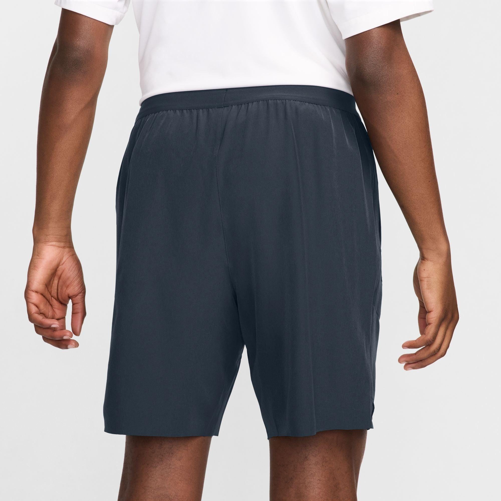 Short Court Dri-FIT Advantage 8"
