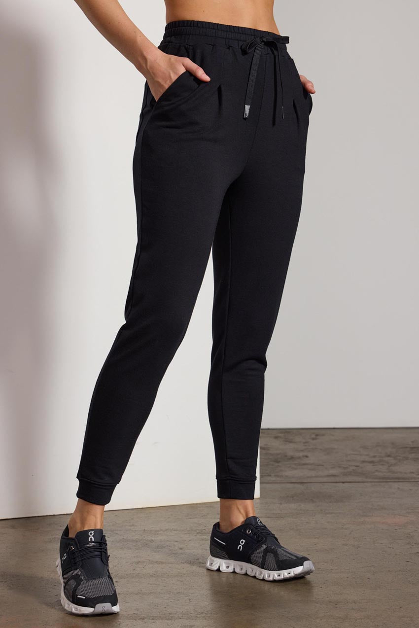 Serene High-Rise Pleated Jogger 26.5"